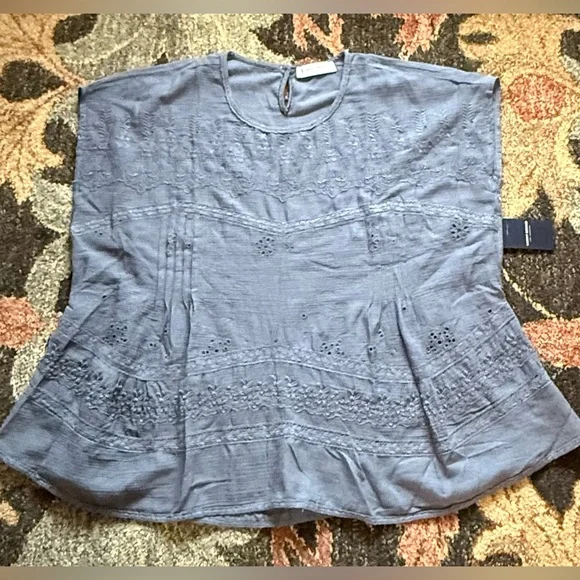 LUCKY BRAND Embroidered Pintucks Eyelet Relaxed Fit Blouse Top - Picture 2 of 9